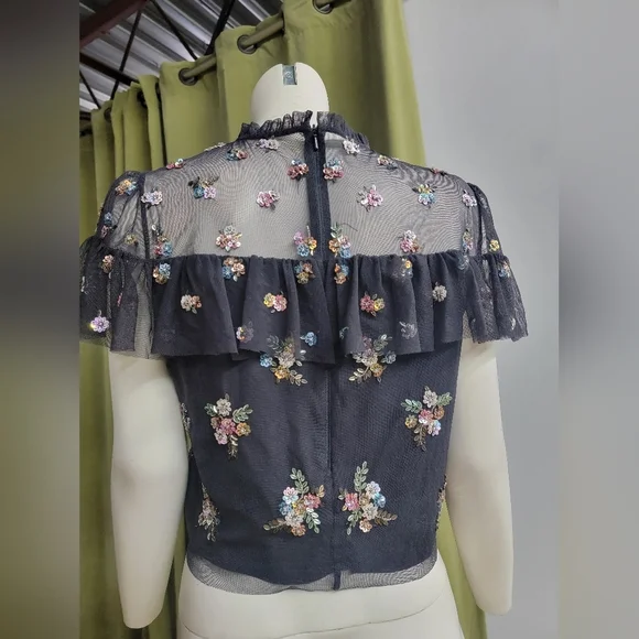 Needle & Thread - Cropped Blouse - Picture 3 of 8